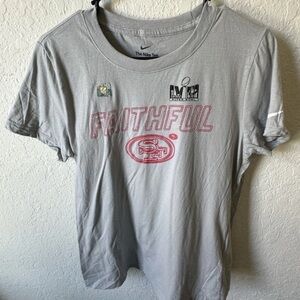 Women’s Medium San Francisco 49ers NIKE Gray Super Bowl T-Shirt NEW